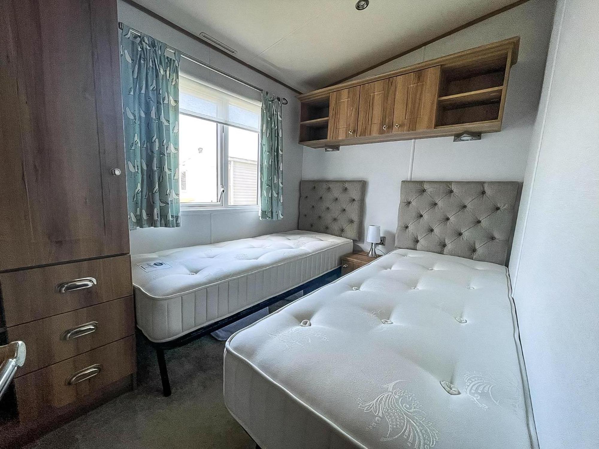 Beautiful Caravan With Decking At Carlton Meres Holiday Park, Suffolk Ref 60022M Saxmundham Kültér fotó
