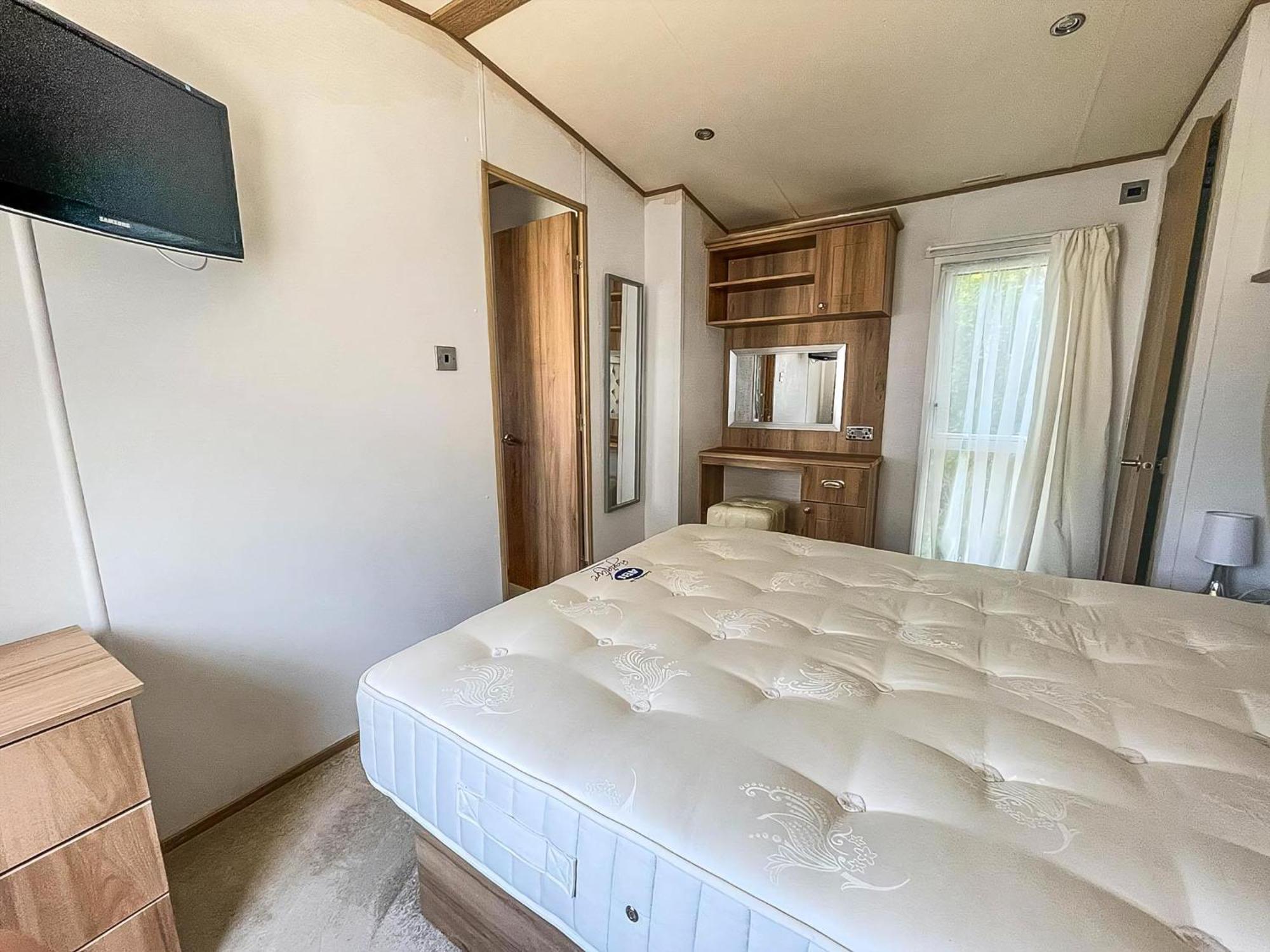 Beautiful Caravan With Decking At Carlton Meres Holiday Park, Suffolk Ref 60022M Saxmundham Kültér fotó